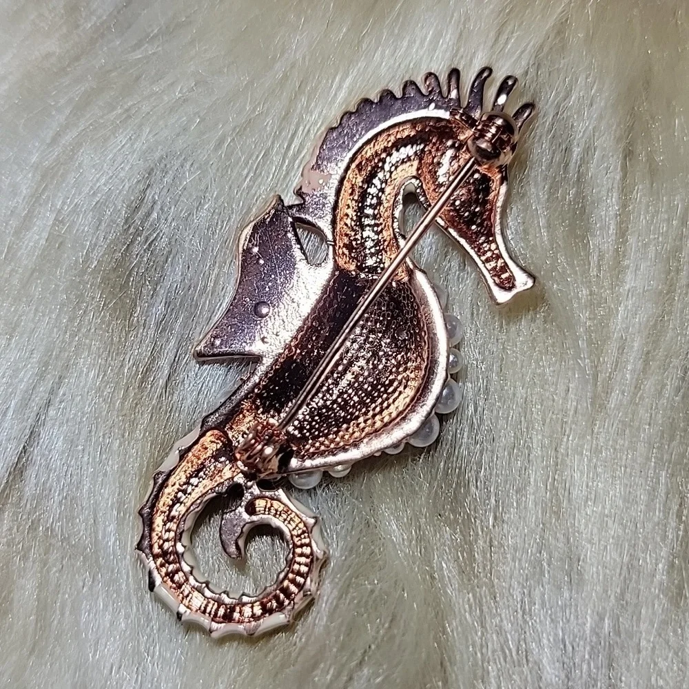 NEW Seahorse Pin Brooch Rose Gold Faux Pearl and Enamel